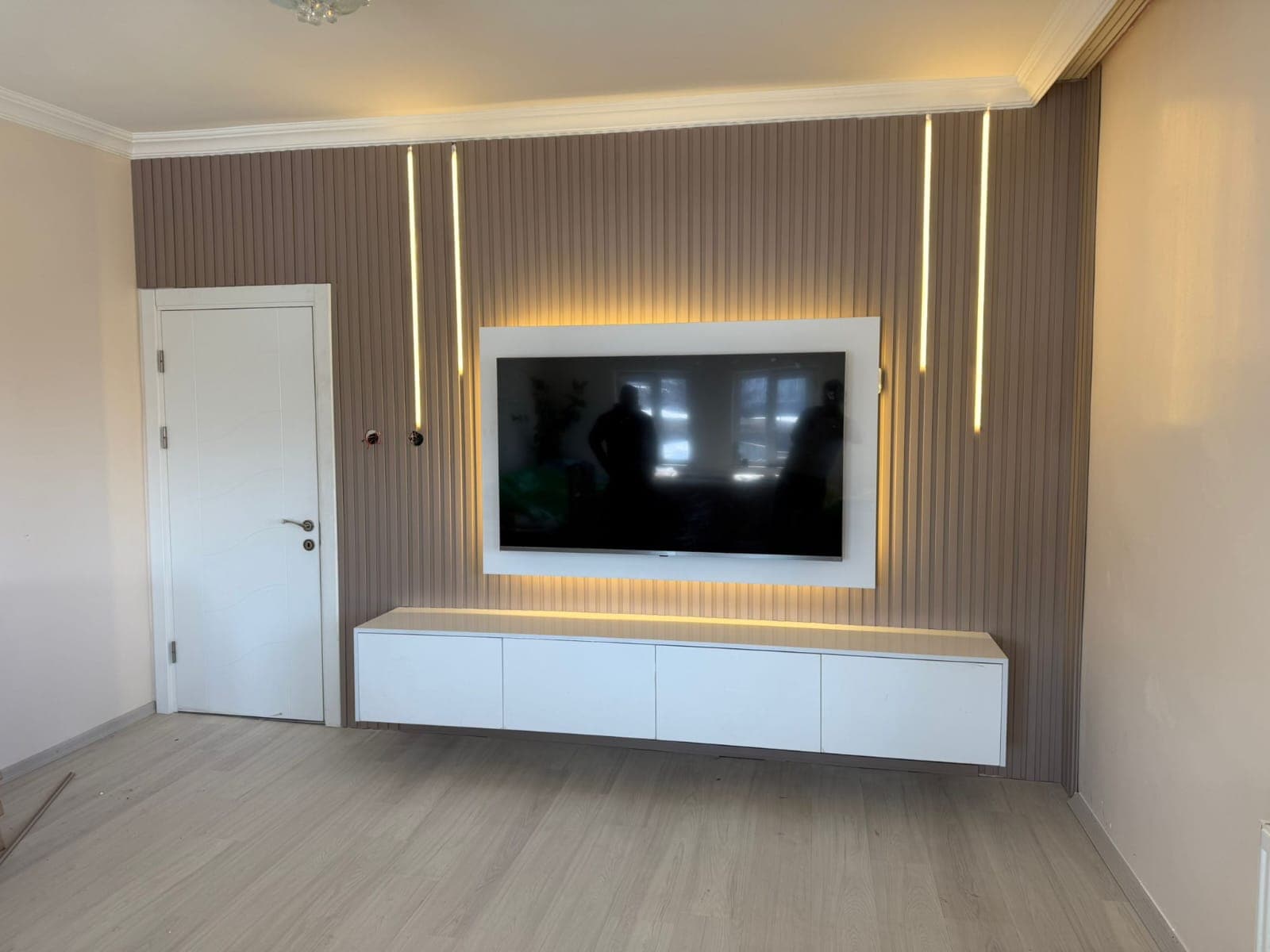 Tv Ünitesi — 12